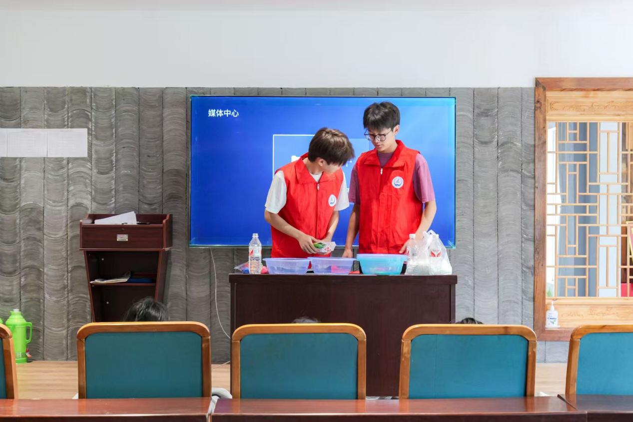 LWFݮҪǭLĻĕ`ꠡtɫ磬ƌWcȼͯ