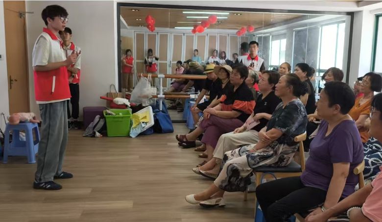 ݎW(xu)tʮ֕СM(jn)ɽ@^(q)ȫ