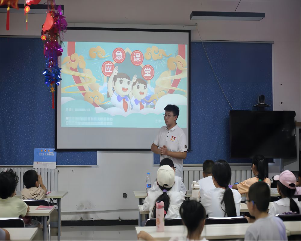 ʯӴW(xu)W(xu)Ժڰˎʯ63^(q)P(gun)(sh)`F(tun)_չ(yng)֪RСn