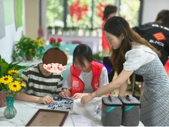 zů   ˇmģ퍿顱 `Fǰ