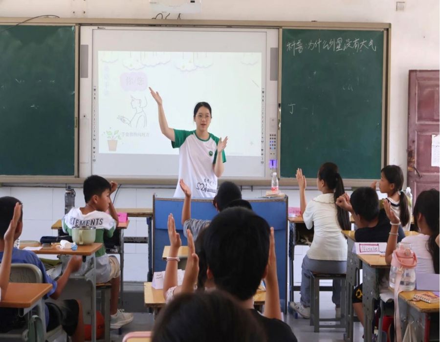 Ξ⡱֧̈FɫZncofů