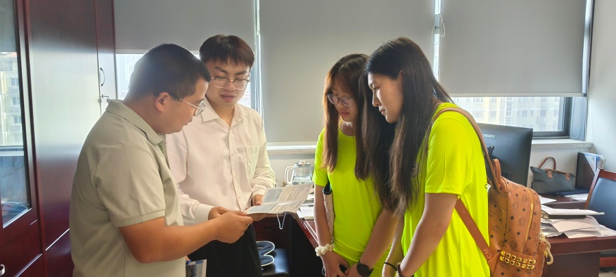 ǻe·ȫoͬСcW(xu)Ժ`F꠸YԴ;͘I(y)(chung)I(y)_չ}{(dio)