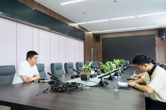 `MЕr LW·` ຣʡͨعɼFL{УcУѹԒ