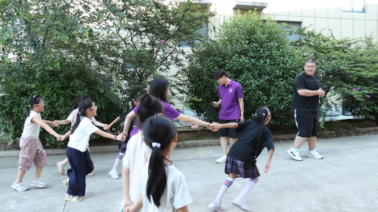 A(mng)S(dng)顪(sh)`F(tun)c(din)ȼ΢ɽ\(yn)(dng)