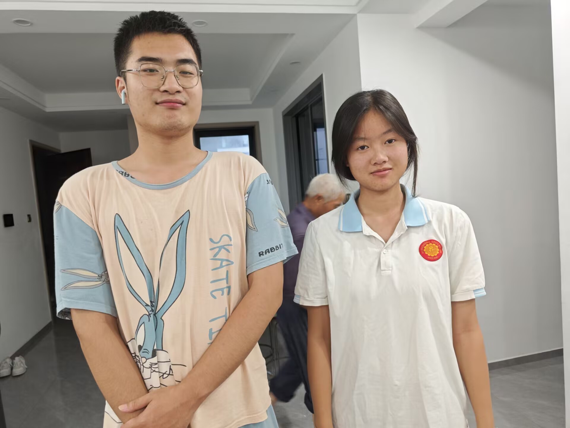 ߿еǻͻL(fng)ǽ̡F(tun)꠰}c|߼ЌW(xu)AIx·