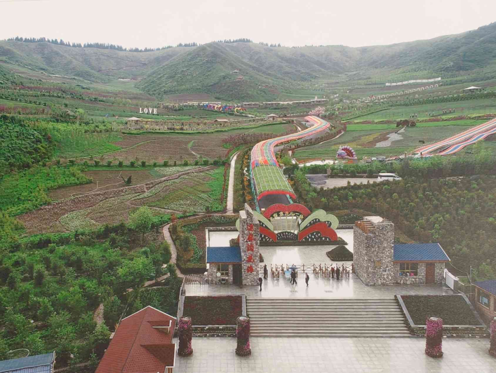 {ЈF^M rá ں֮·ϡͨhİl(f)չ̽