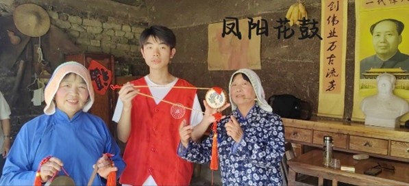 չI(y)W(xu)l(xing)(sh)`M(jn)С壬̽y(tng)ˇcF(xin)l(f)չں