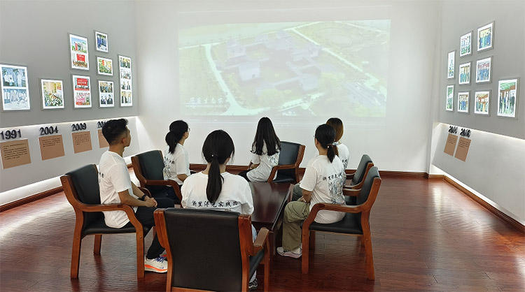 cͨԒd ഺӳġϴW(xu)⡱ `F(tun)M(jn)p(zhn)