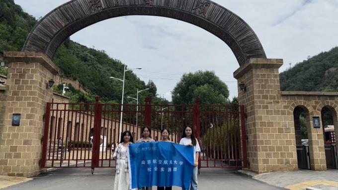 smtɫѪ} ഺvӰꡪW`F_չtɫf