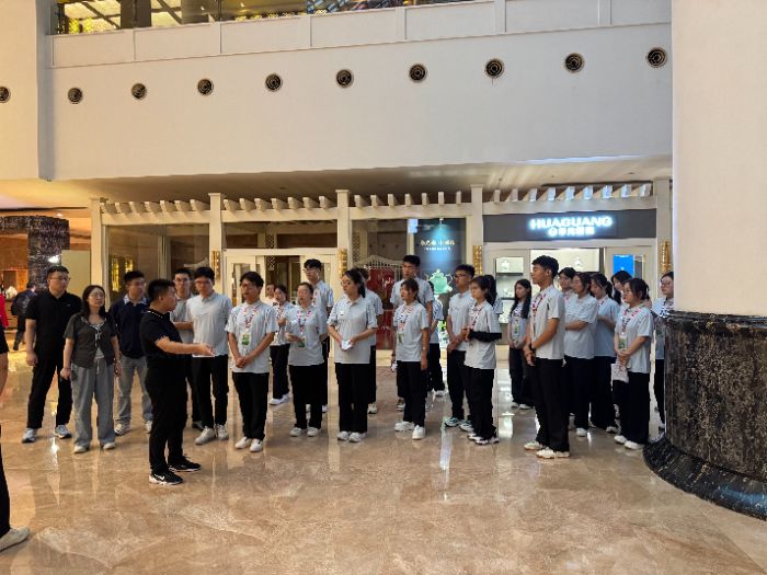 ־ԸЄӣgo(h)Wҫ2025HZʳppϵഺ