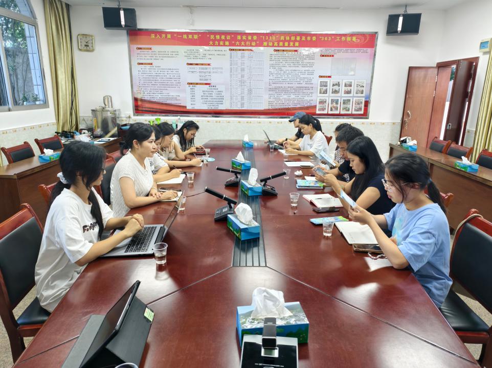 ǧf|ഺ֮PLYctɫĻ®