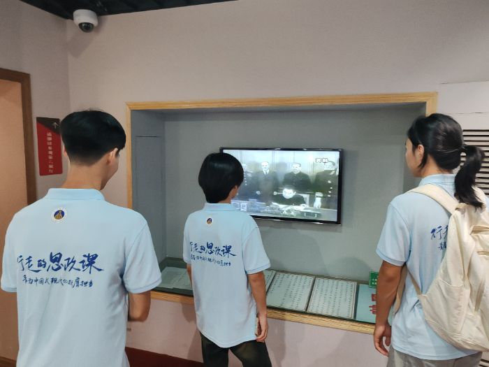 hWԺtɫ`F꠳ɹYtɫĻW`