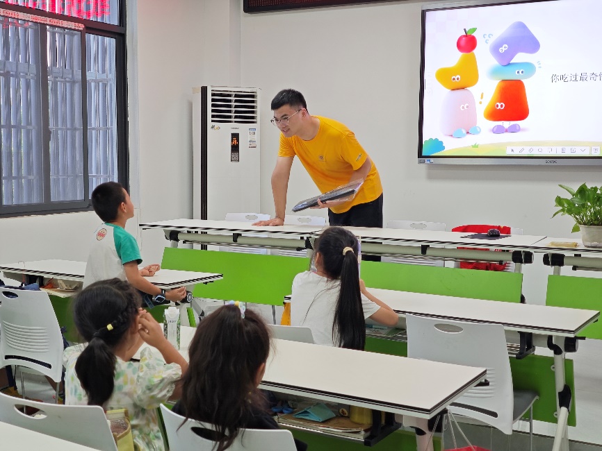 ArʿFԷ^_vƽʳƷɫ ħoϵɫʰȫ