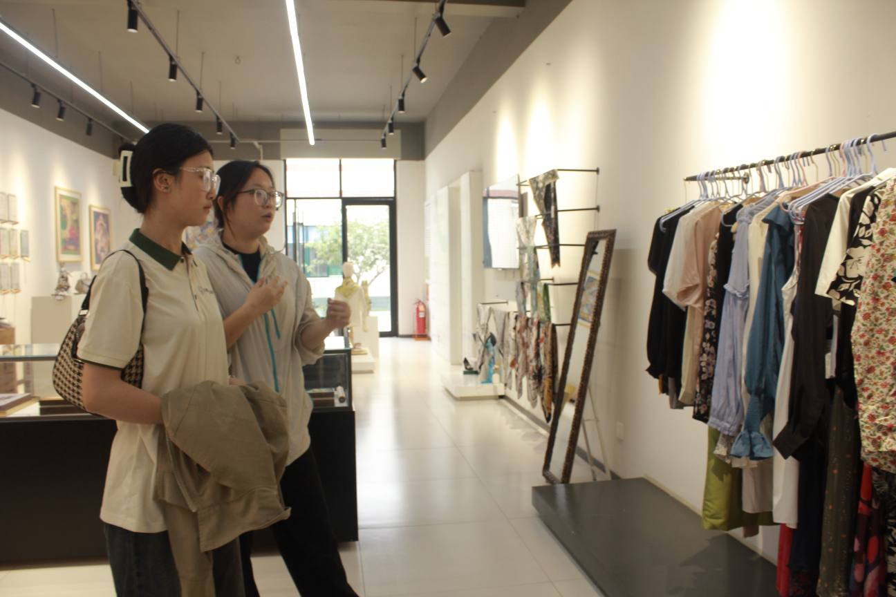 ɽ|W̩bWԺ"ɽ|z"`FͲzIĻչd_չ}{л